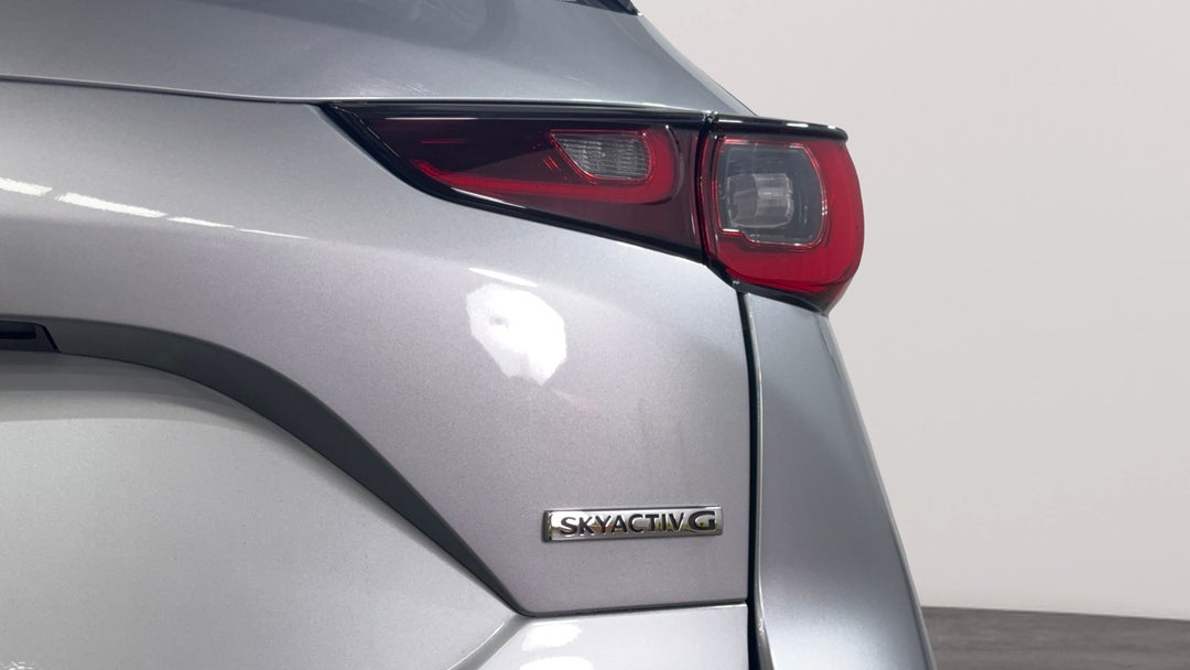 Badge (Boot Right Side)