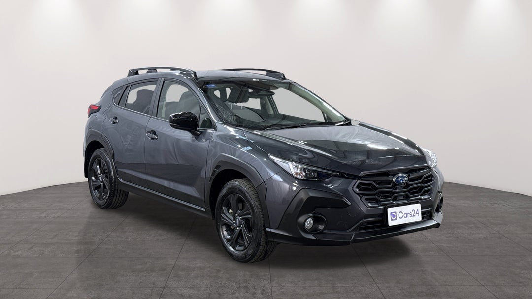 2025 Subaru Crosstrek AWD 2.0l, Automatic, 36121 km, Right Front Diagonal (45- Degree) View