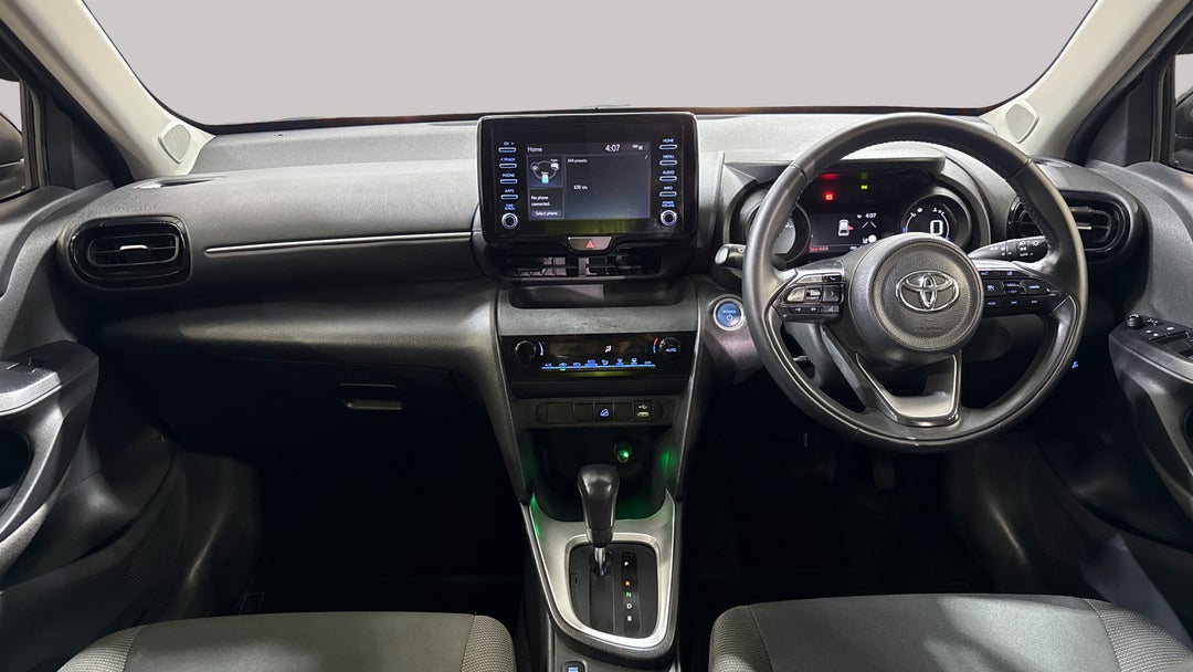 2021 Toyota Yaris Cross Gx Hybrid (AWD), Automatic, 63594 km, Dashboard View