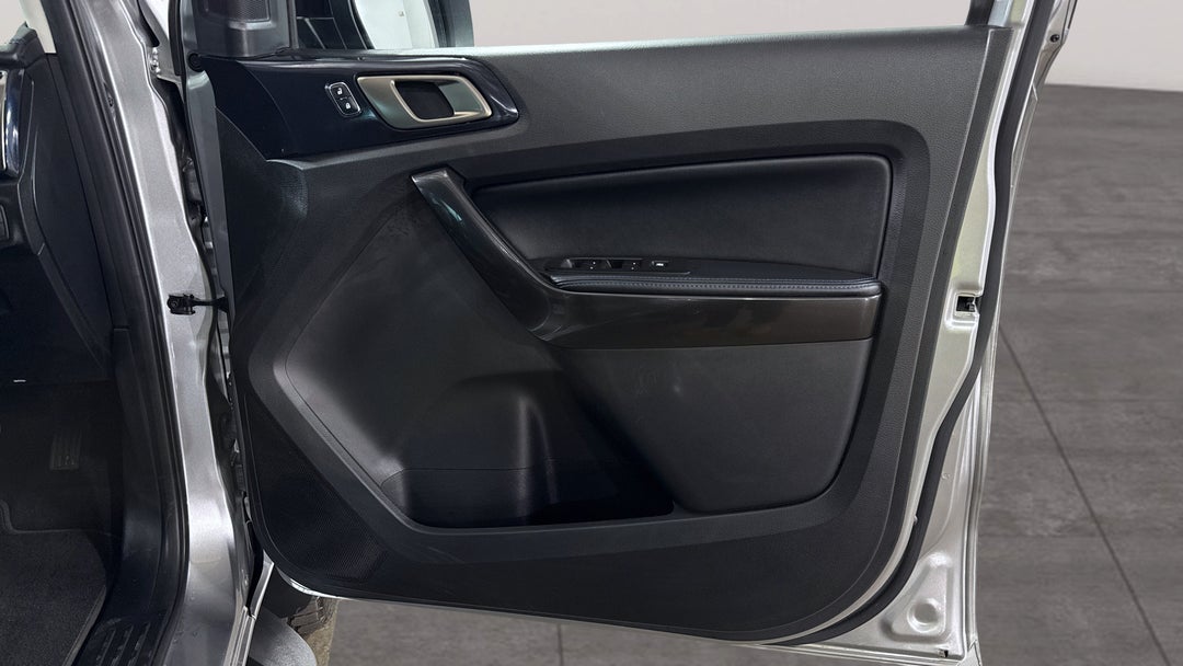 2021 Ford Everest Sport (4WD), Automatic, 95884 km, Speaker View