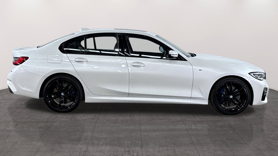 2021 BMW 3 30e M Sport Phev, Automatic, 48061 km, Right Side View