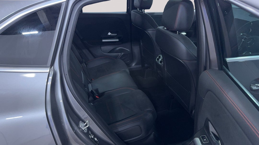 2024 Mercedes-benz GLA 200, Automatic, 14163 km, Right Side Rear Door Cabin View