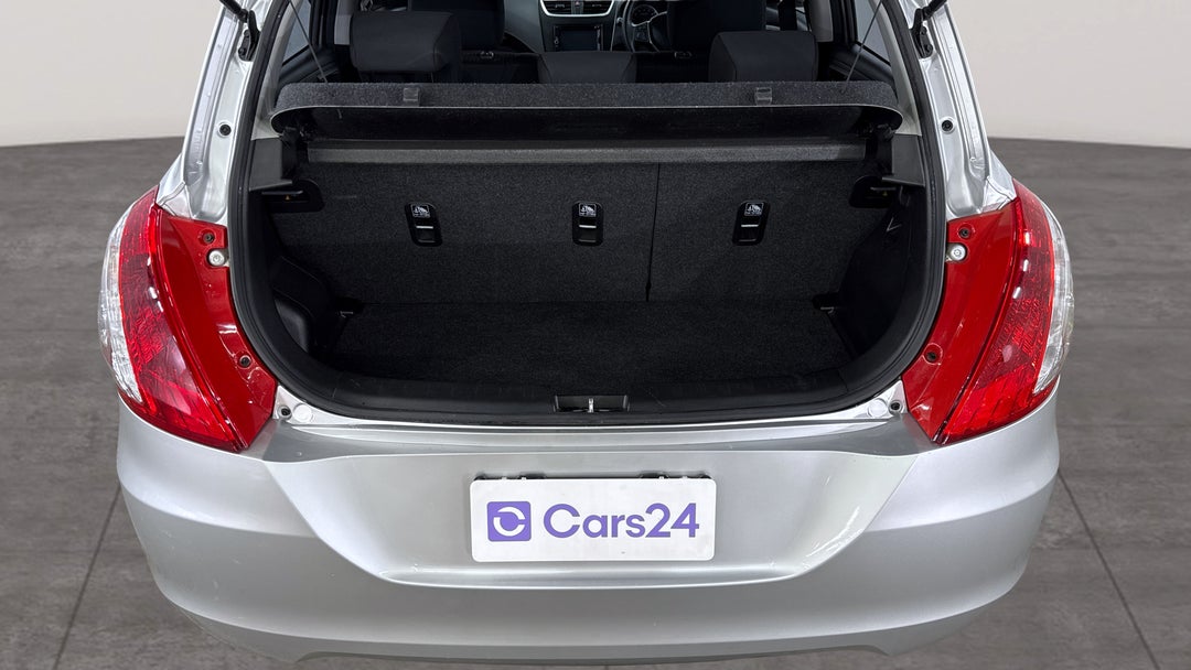 2015 Suzuki Swift Gl Navigator, Automatic, 64729 km, Boot Inside View