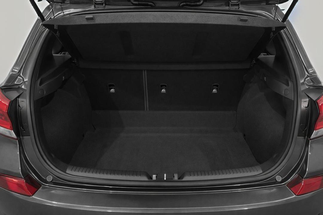 2020 Hyundai i30 N Line, Manual, 39033 km, Boot Inside View