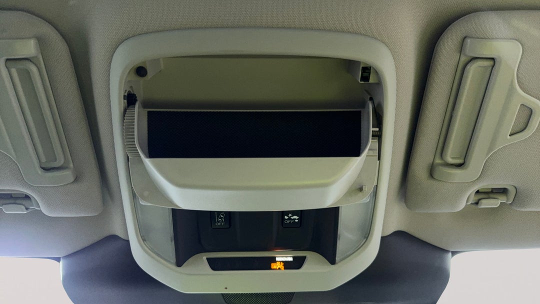 On-Roof Controls/Sunglass holder