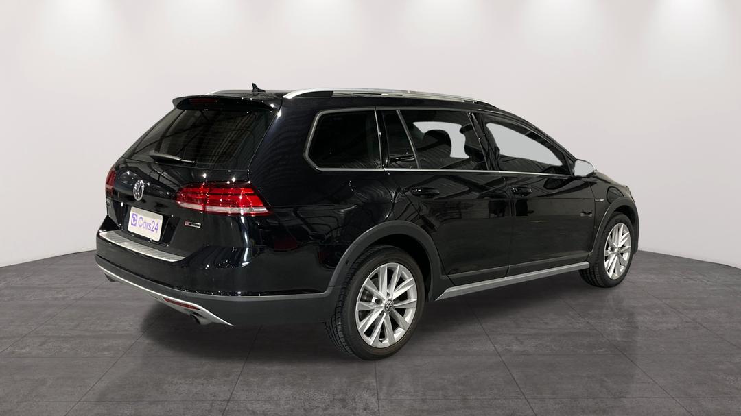 2018 Volkswagen Golf Alltrack 132 Tsi, Automatic, 64731 km, Right Back Diagonal (45- Degree) View