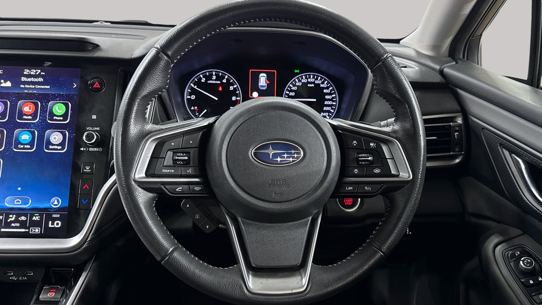 2020 Subaru Outback AWD, Automatic, 84367 km, Steering Wheel Close-up