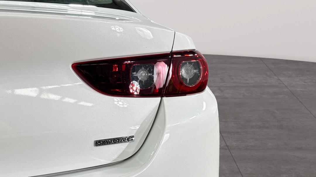 2023 Mazda Mazda3 G25 Evolve Sp, Automatic, 26181 km, Badge (Boot Right Side)