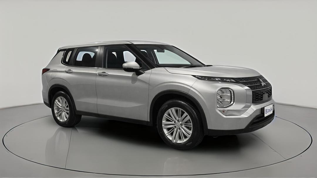 2024 Mitsubishi Outlander Es 7 Seat (2WD), Automatic, 57624 km, Right Front Diagonal (45- Degree) View