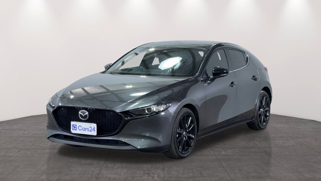 Left Front Diagonal (45- Degree) View