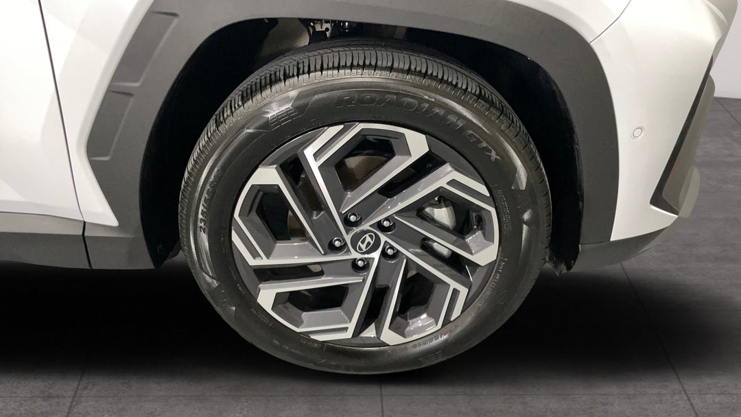 2025 Hyundai Tucson Premium Hybrid (AWD), Automatic, 10997 km, Right Front Wheel