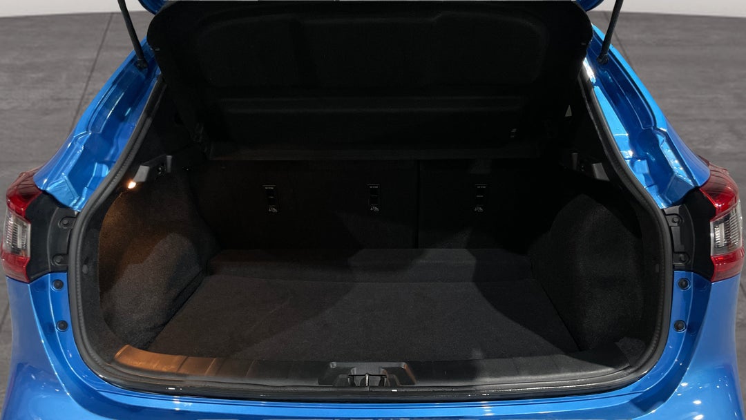 2017 Nissan Qashqai St-l, Automatic, 151809 km, Boot Inside View