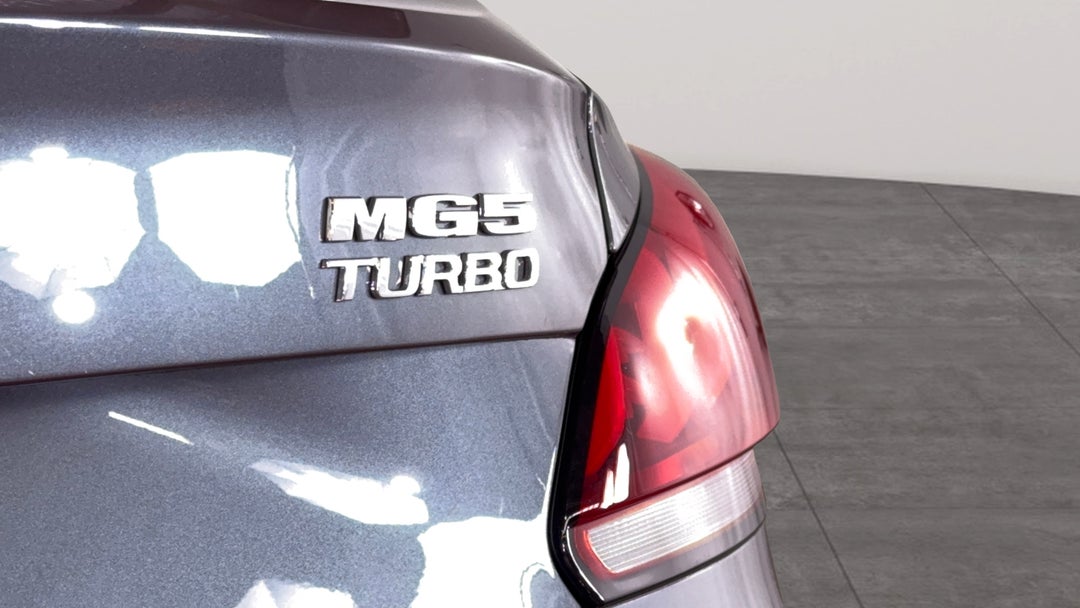 Badge (Boot Right Side)