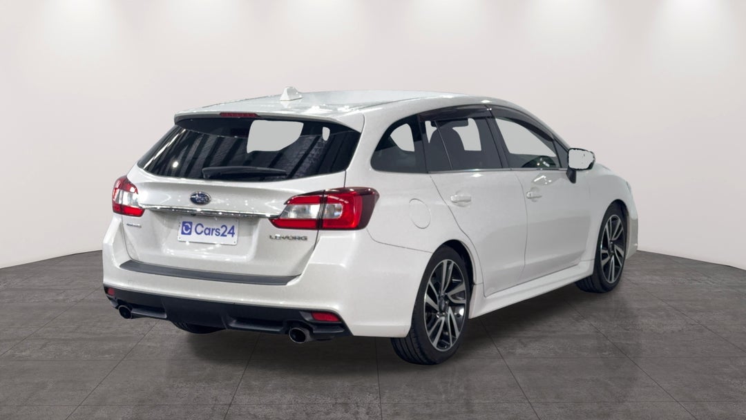 Right Back Diagonal (45- Degree) View