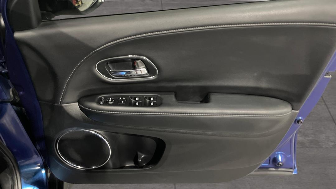 2017 Honda HR-V Vti-l, Automatic, 90918 km, Speaker View