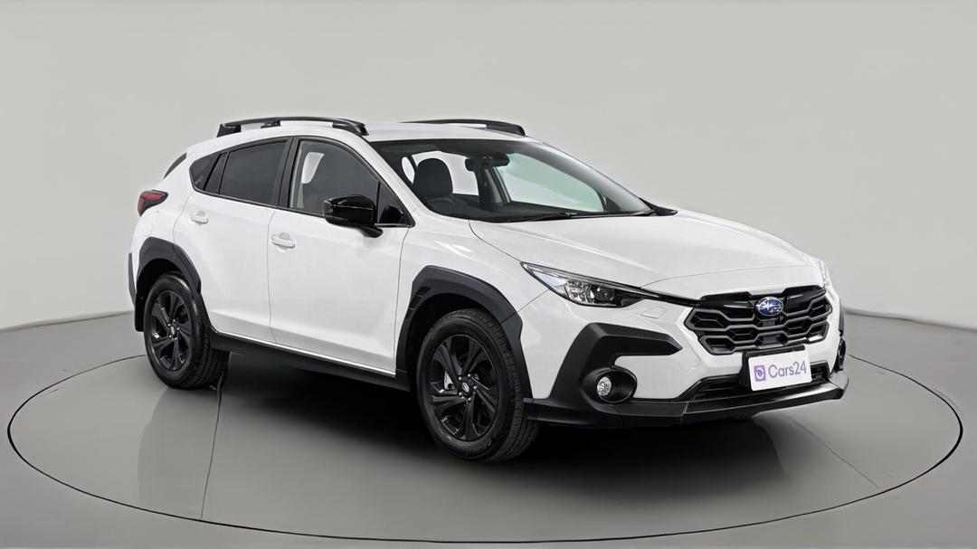 2025 Subaru Crosstrek AWD 2.0l, Automatic, 28551 km, Right Front Diagonal (45- Degree) View