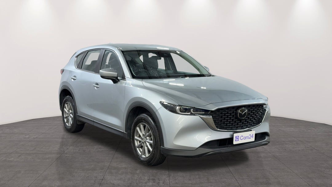 Right Front Diagonal (45- Degree) View