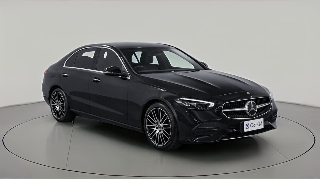 2022 Mercedes-benz C200 Mhev, Automatic, 52968 km, Right Front Diagonal (45- Degree) View