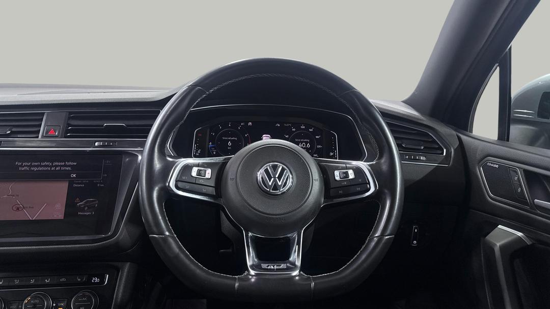 2019 Volkswagen Tiguan Allspace 162 Tsi Highline, Automatic, 63317 km, Steering Wheel Close-up