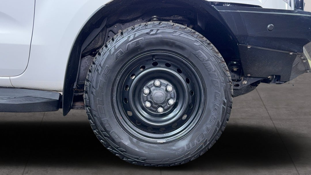 2022 Ford Ranger Xl 3.2 (4x4), Automatic, 51428 km, Right Front Wheel