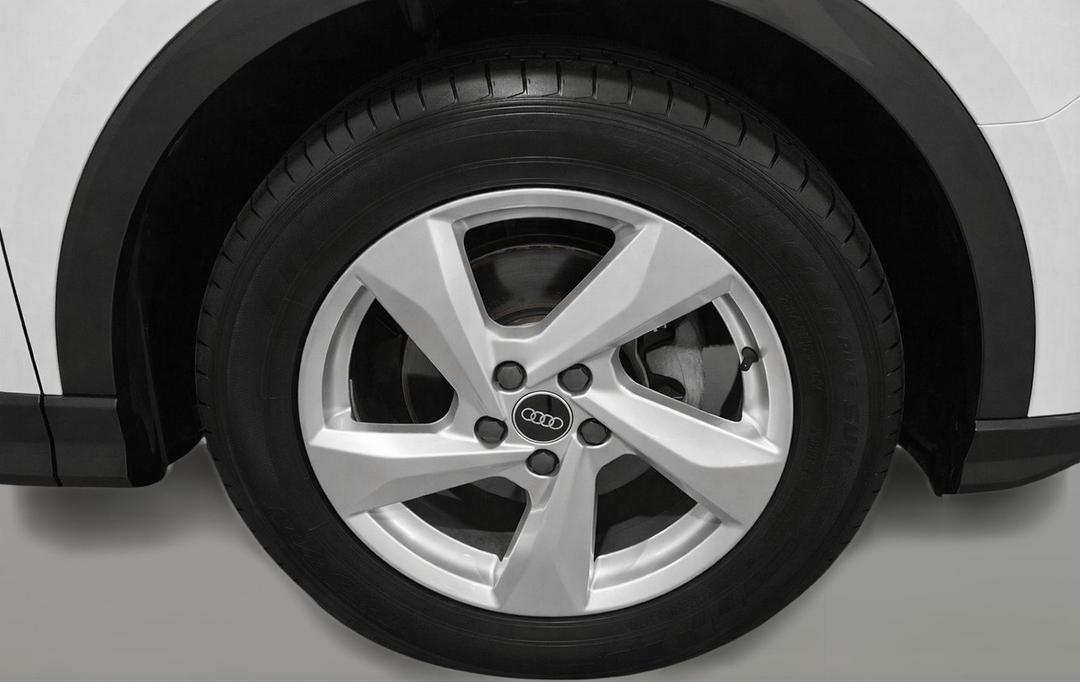 2021 Audi Q3 35 Tfsi, Automatic, 44475 km, Right Front Wheel