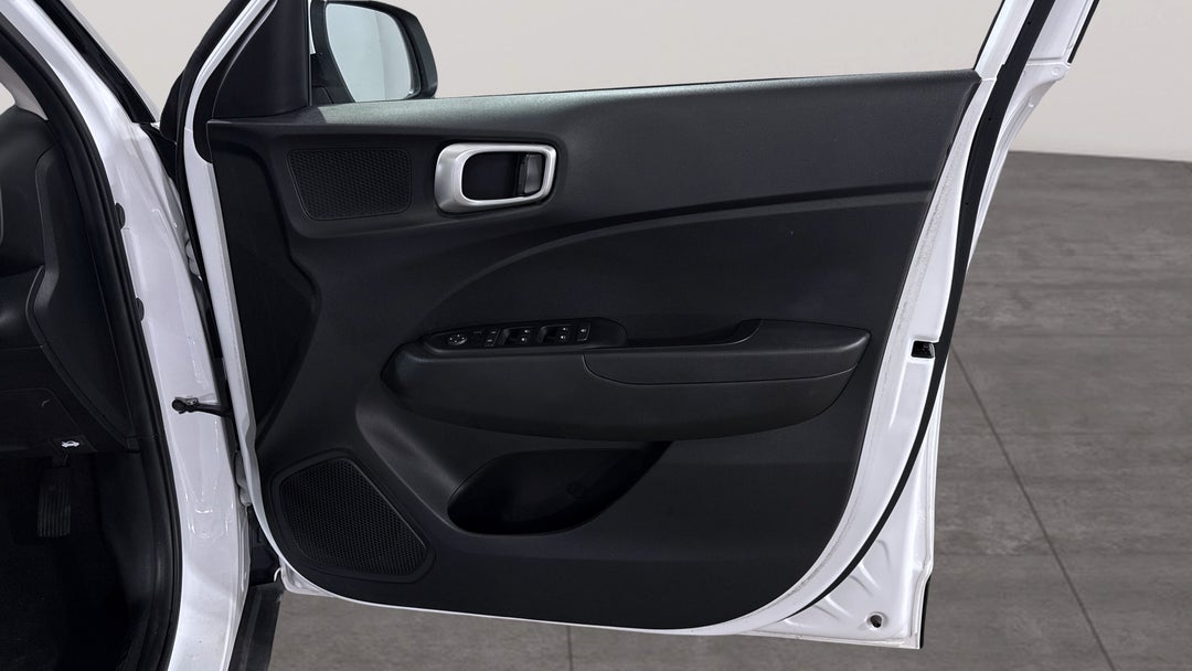 2023 Hyundai Venue Venue, Automatic, 43489 km, Speaker View