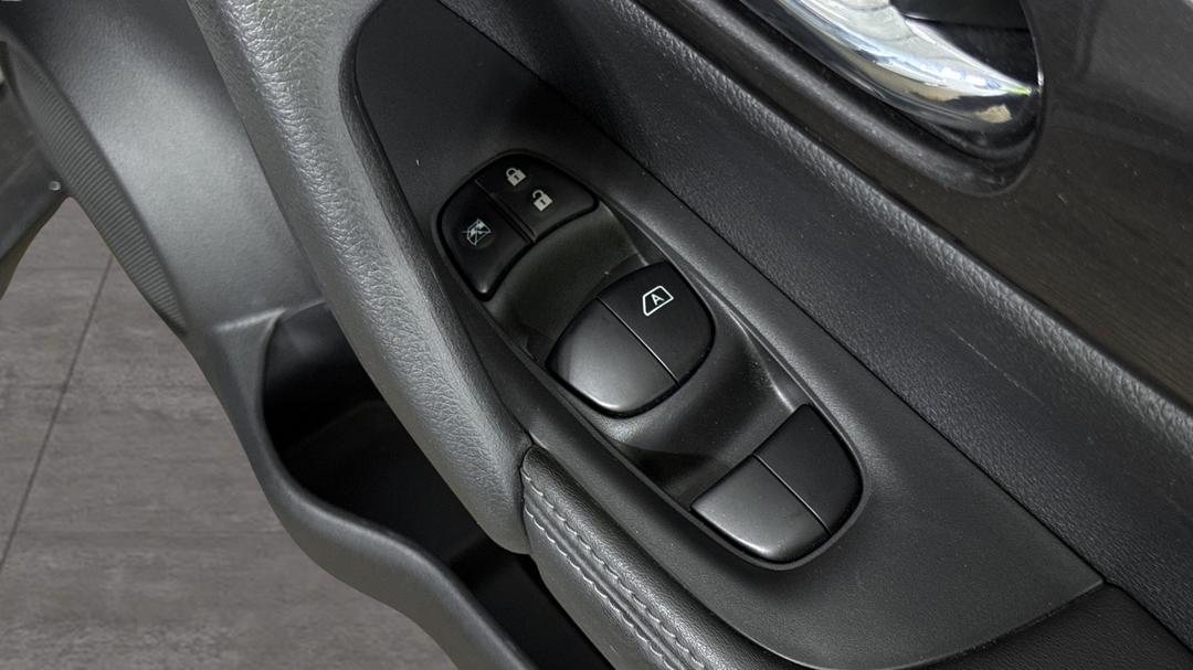 2021 Nissan X-trail St (2WD), Automatic, 59729 km, Drivers Side Door Panel Controls