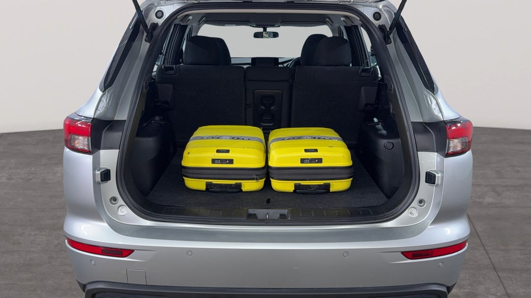 2024 Mitsubishi Outlander Es 5 Seat (2wd), Automatic, 54378 km, Boot Inside View with Luggage