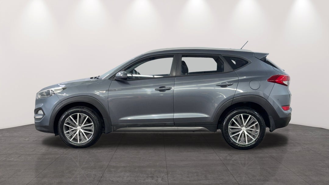 2015 Hyundai Tucson Active X (fwd), Automatic, 133835 km, Left Side View