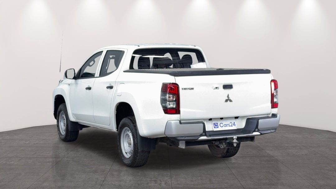 2019 Mitsubishi Triton Glx Adas (4x4), Automatic, 127952 km, Left Back Diagonal (45- Degree) View