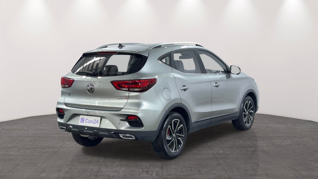 Right Back Diagonal (45- Degree) View