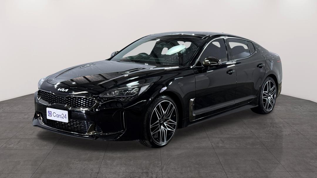 2022 Kia Stinger Gt (red Leather), Automatic, 36687 km, Left Front Diagonal (45- Degree) View