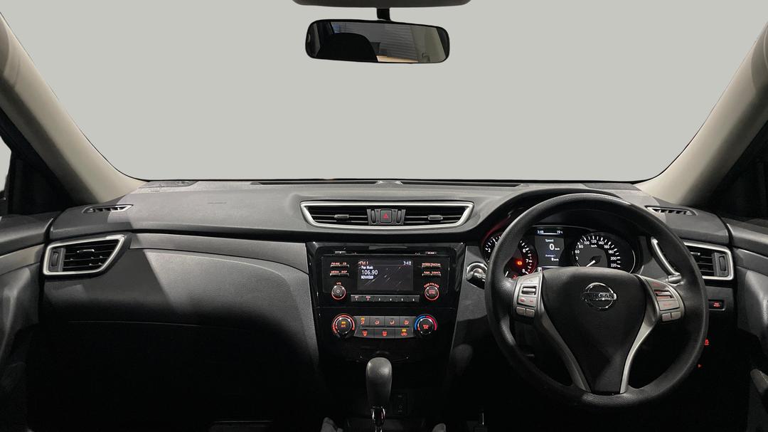 2016 Nissan X-trail St (4x4), Automatic, 111645 km, Dashboard View