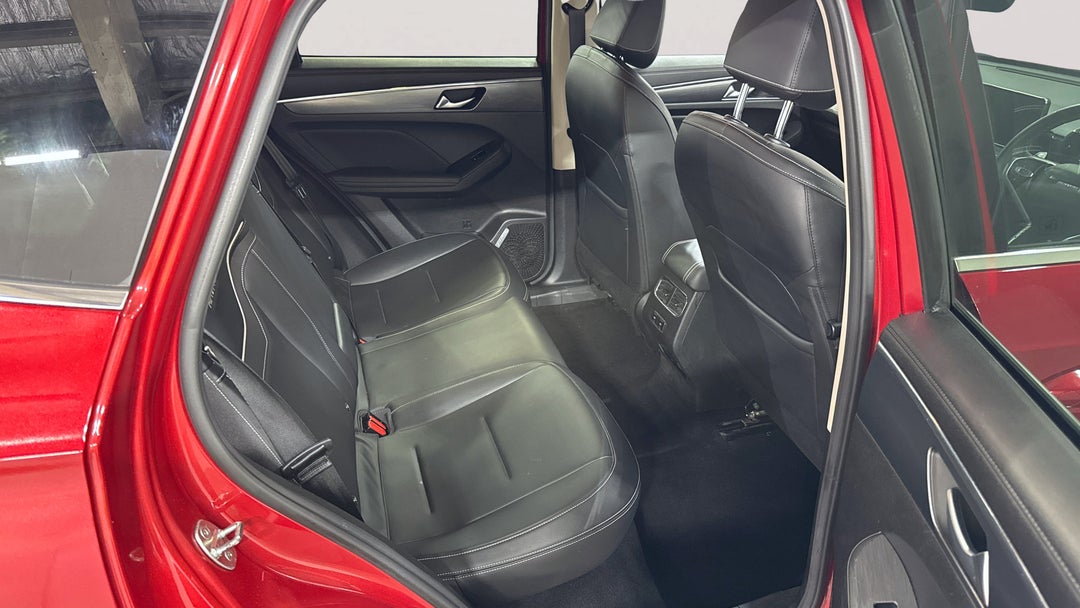 2021 GWM Haval Jolion Lux, Automatic, 66211 km, Right Side Rear Door Cabin View