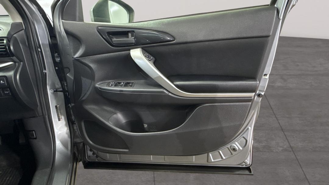 2024 Mitsubishi Eclipse Cross Es (2WD), Automatic, 33409 km, Speaker View