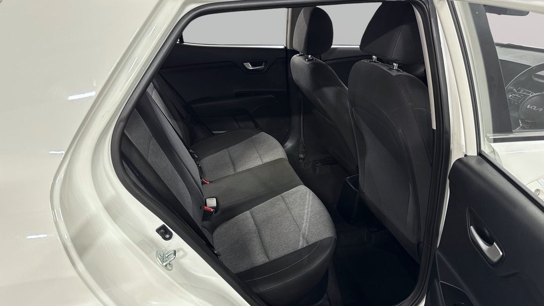 2022 Kia Stonic S, Automatic, 56002 km, Right Side Rear Door Cabin View