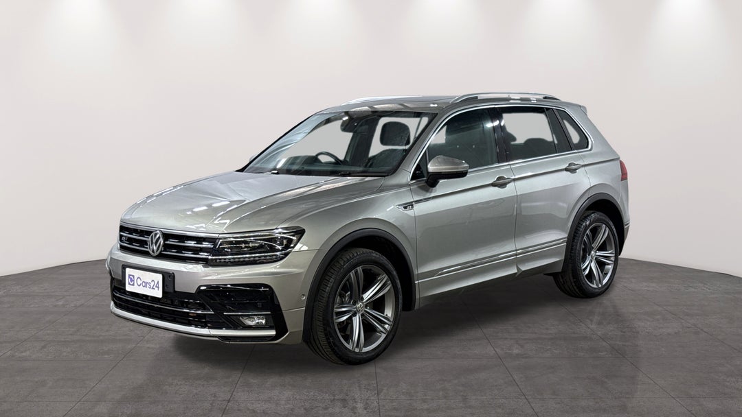 2019 Volkswagen Tiguan 132 Tsi R-line Edition, Automatic, 44280 km, Left Front Diagonal (45- Degree) View