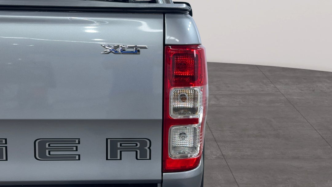 Badge (Boot Right Side)