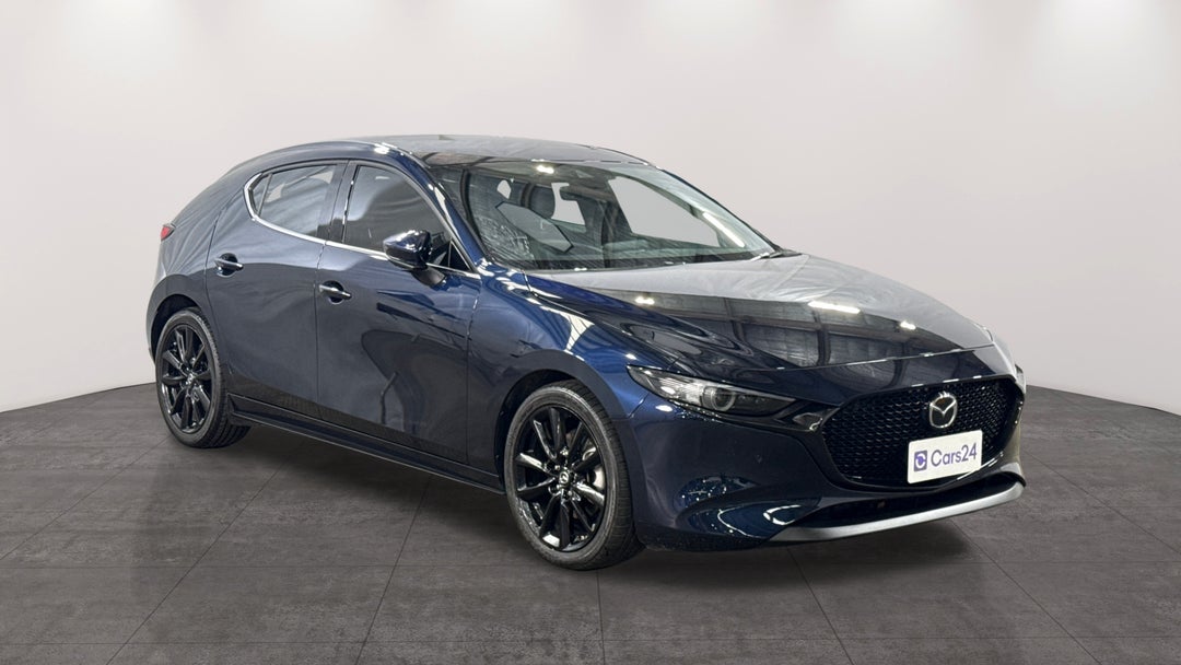 2022 Mazda 3 G25 Astina, Automatic, 26062 km, Right Front Diagonal (45- Degree) View