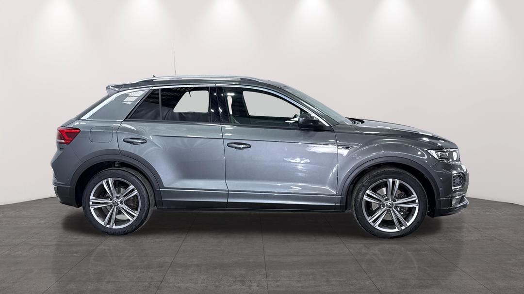 2021 Volkswagen T-roc 140tsi Sport, Automatic, 118322 km, Right Side View