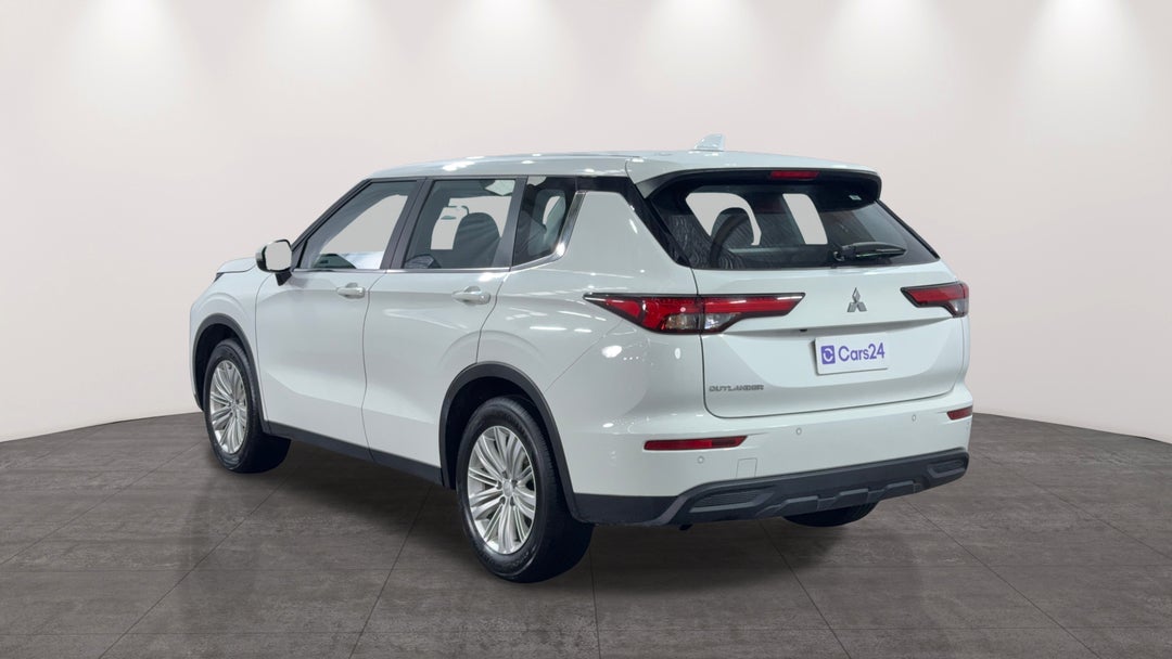 2024 Mitsubishi Outlander Es 5 Seat (2wd), Automatic, 55336 km, Left Back Diagonal (45- Degree) View