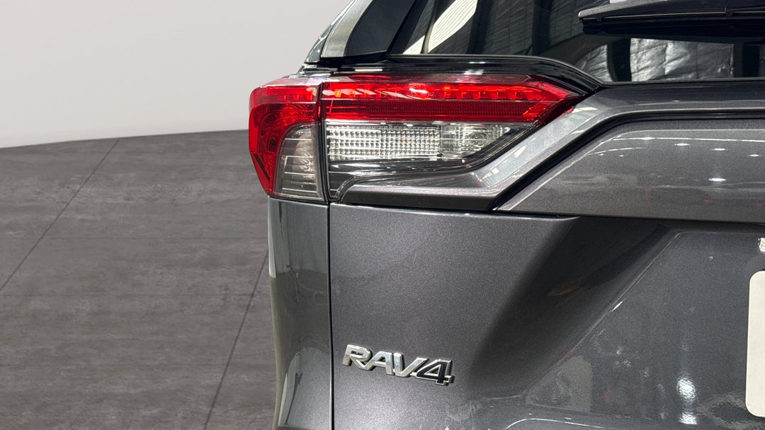 2019 Toyota RAV4 Gx (2WD), Automatic, 111024 km, Badge (Boot Left Side)