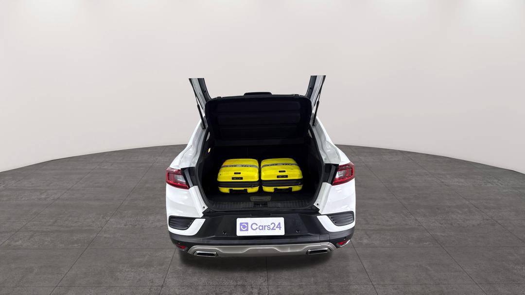 2023 Renault Arkana Zen, Automatic, 59789 km, Boot Inside View with Luggage