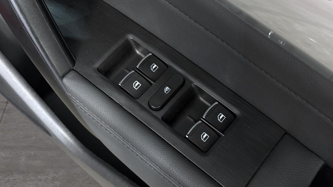 2020 Haval H2 Lux 2WD, Automatic, 87126 km, Drivers Side Door Panel Controls