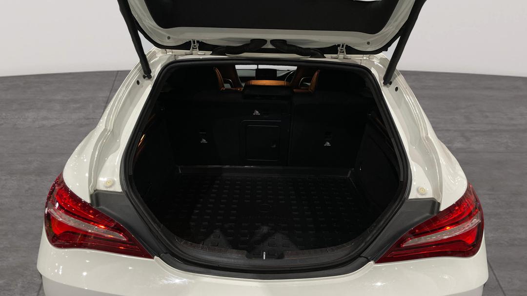 2017 Mercedes-benz CLA 250 Sport 4matic S/brake, Automatic, 98549 km, Boot Inside View