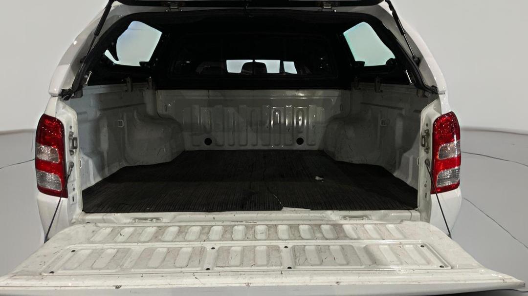 2018 Mitsubishi Triton Glx (4x4), Automatic, 98788 km, Boot Inside View