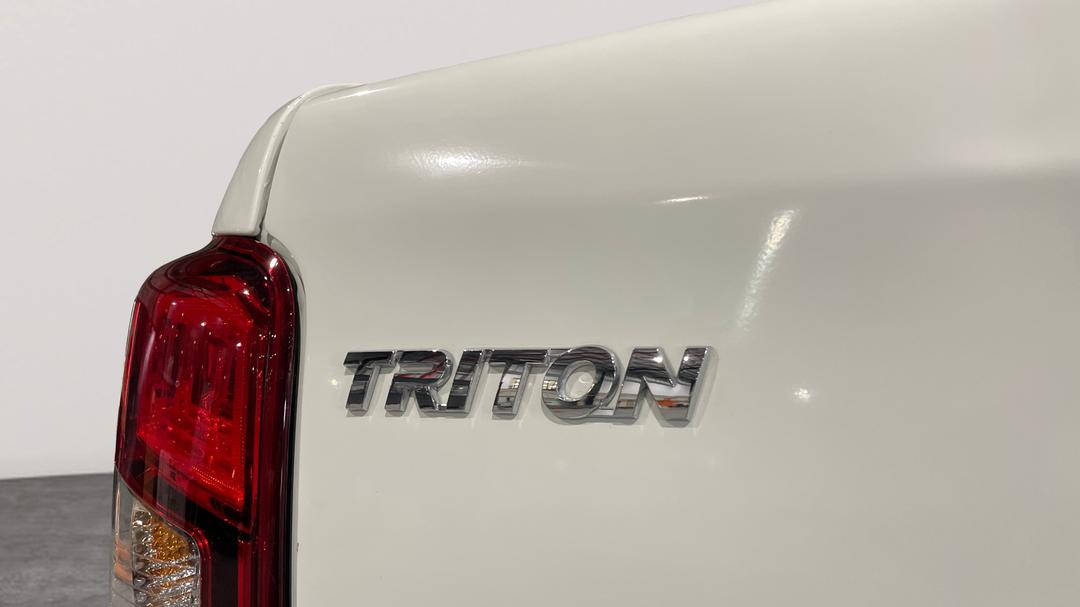 2018 Mitsubishi Triton Glx (4x4), Automatic, 78237 km, Badge (Boot Left Side)