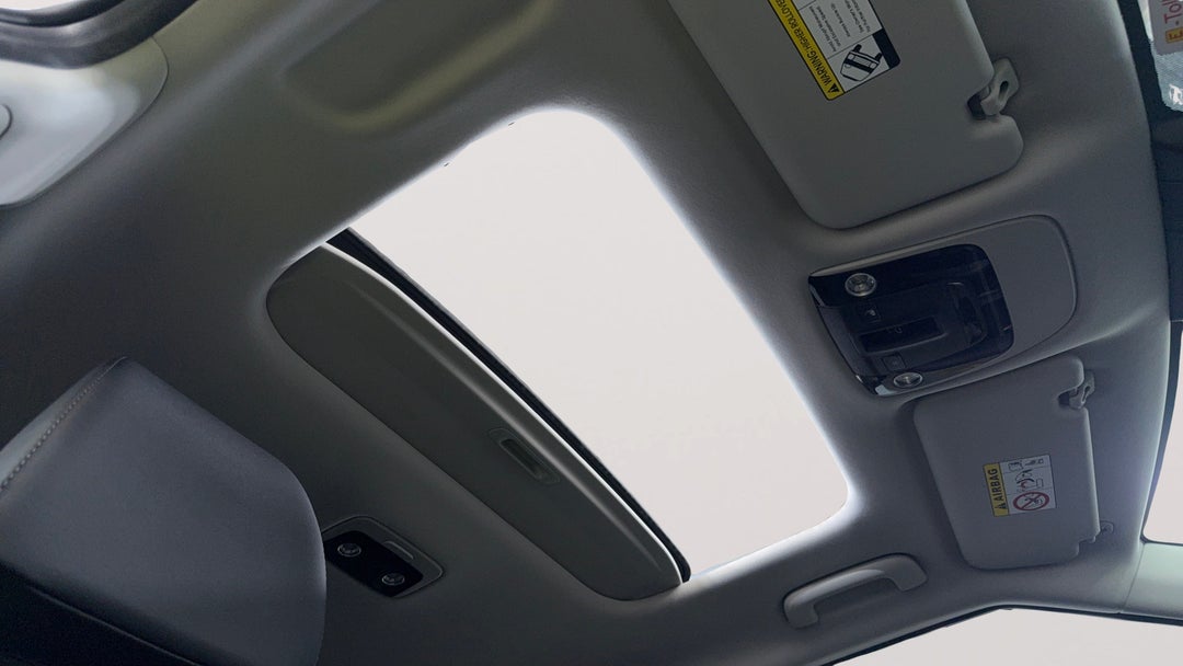 Interior Sunroof/Moonroof