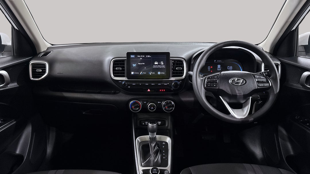 2025 Hyundai Venue Active, Automatic, 24265 km, Dashboard View
