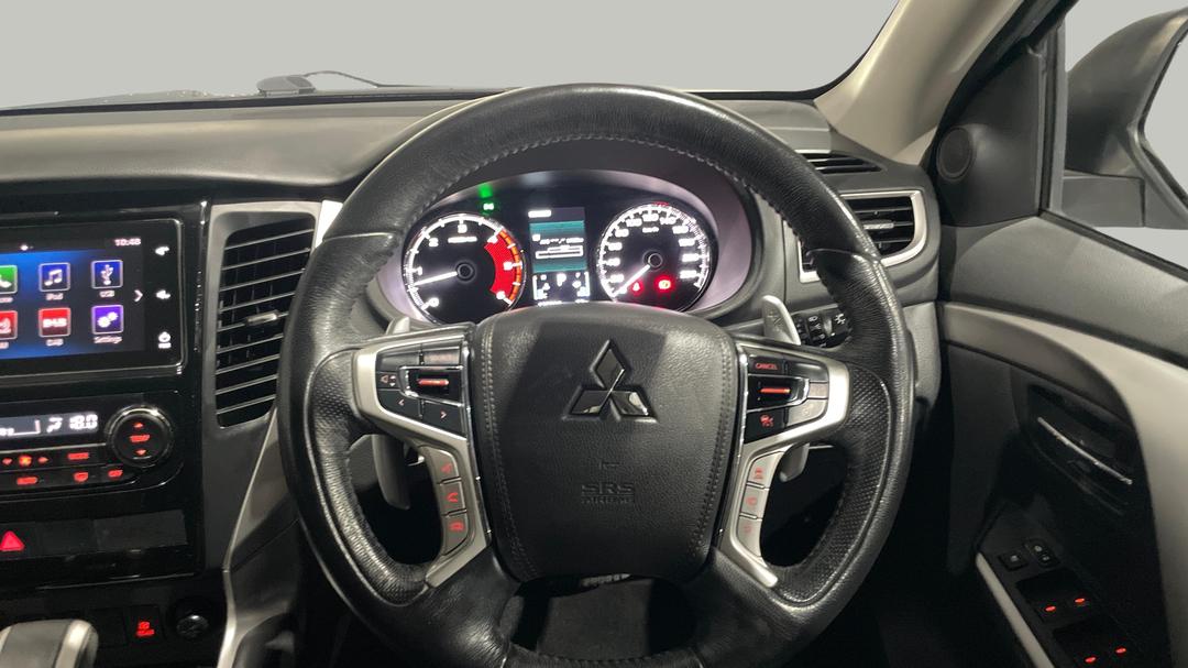 2018 Mitsubishi Pajero Sport Gls (4x4) 7 Seat, Automatic, 135890 km, Steering Wheel Close-up